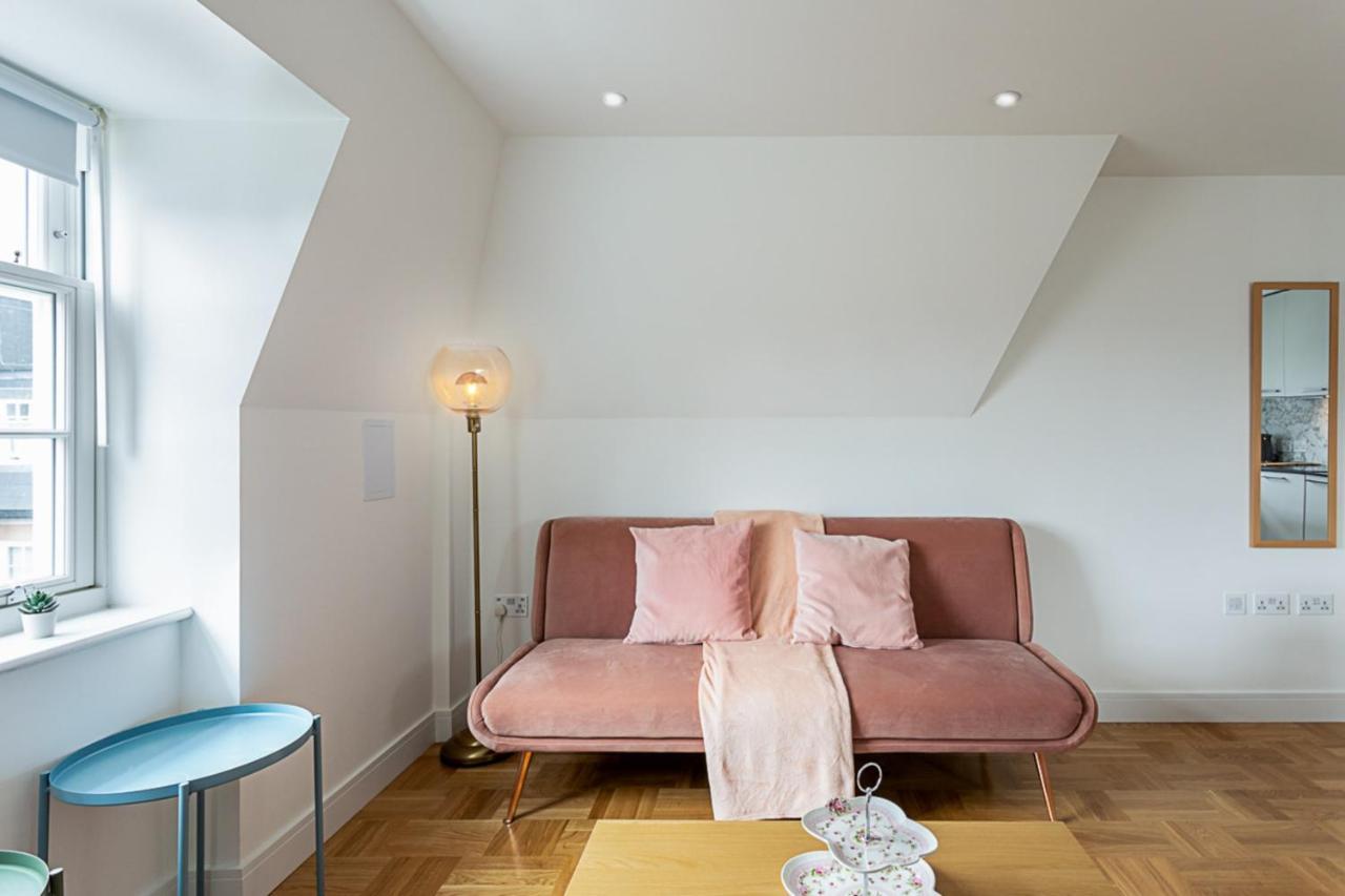 Modern And Stylish Apartment In West Kensington Londres Extérieur photo